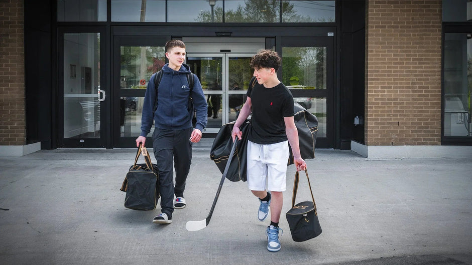 Should You Get a Hockey Bag With Wheels or Without Wheels? - Sports Excellence