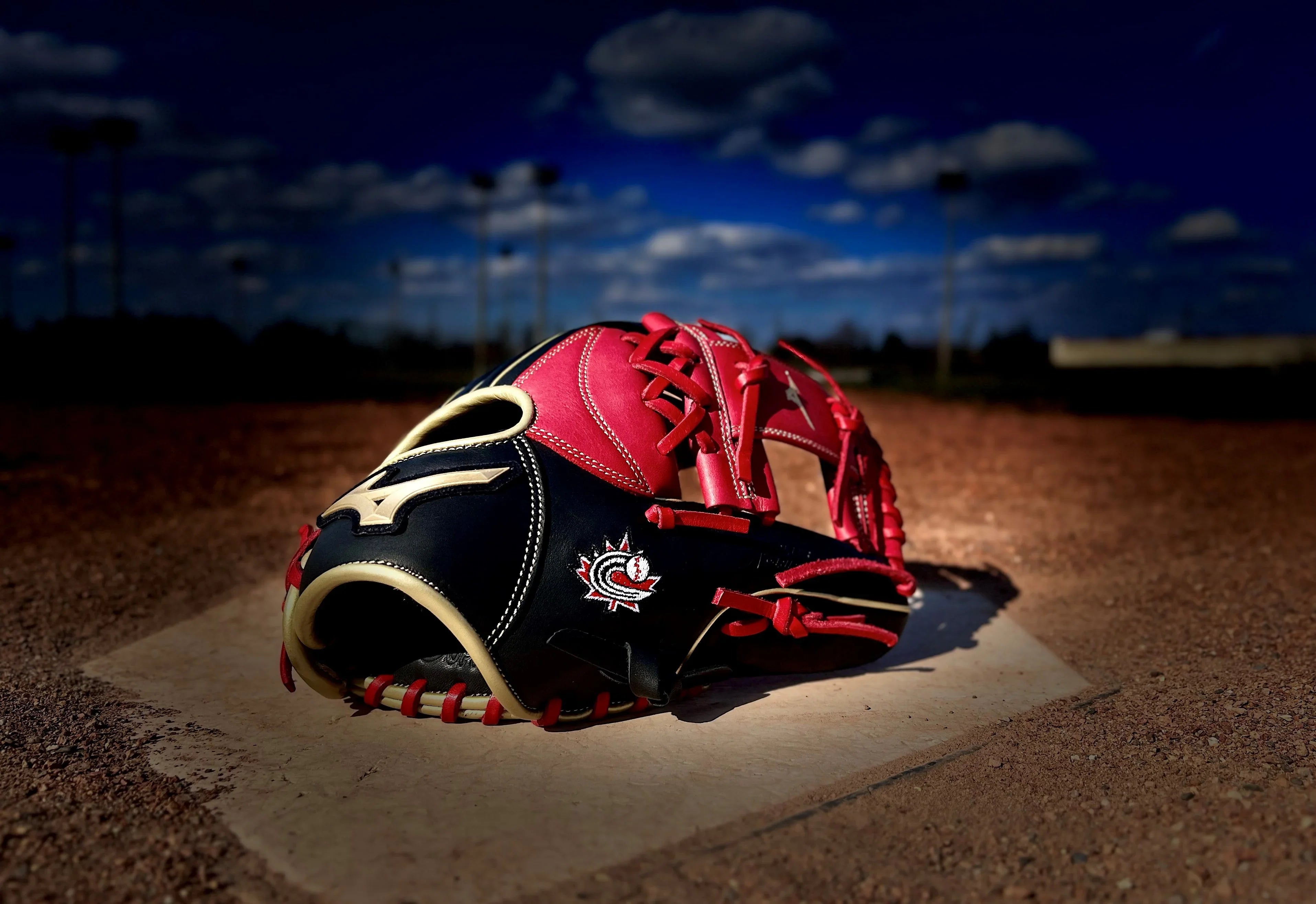 Mizuno Baseball Canada Tradition Series Baseball Glove - 11.5" (2025) - Sports Excellence
