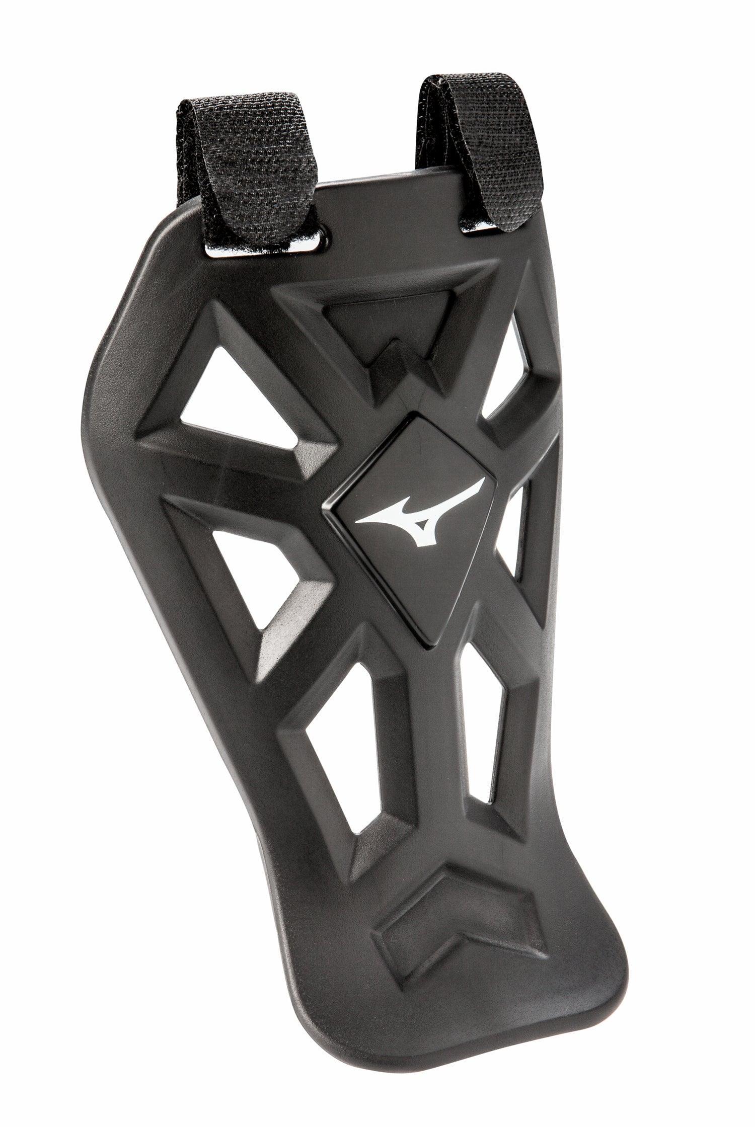 Mizuno Catcher's Throat Guard - Sports Excellence
