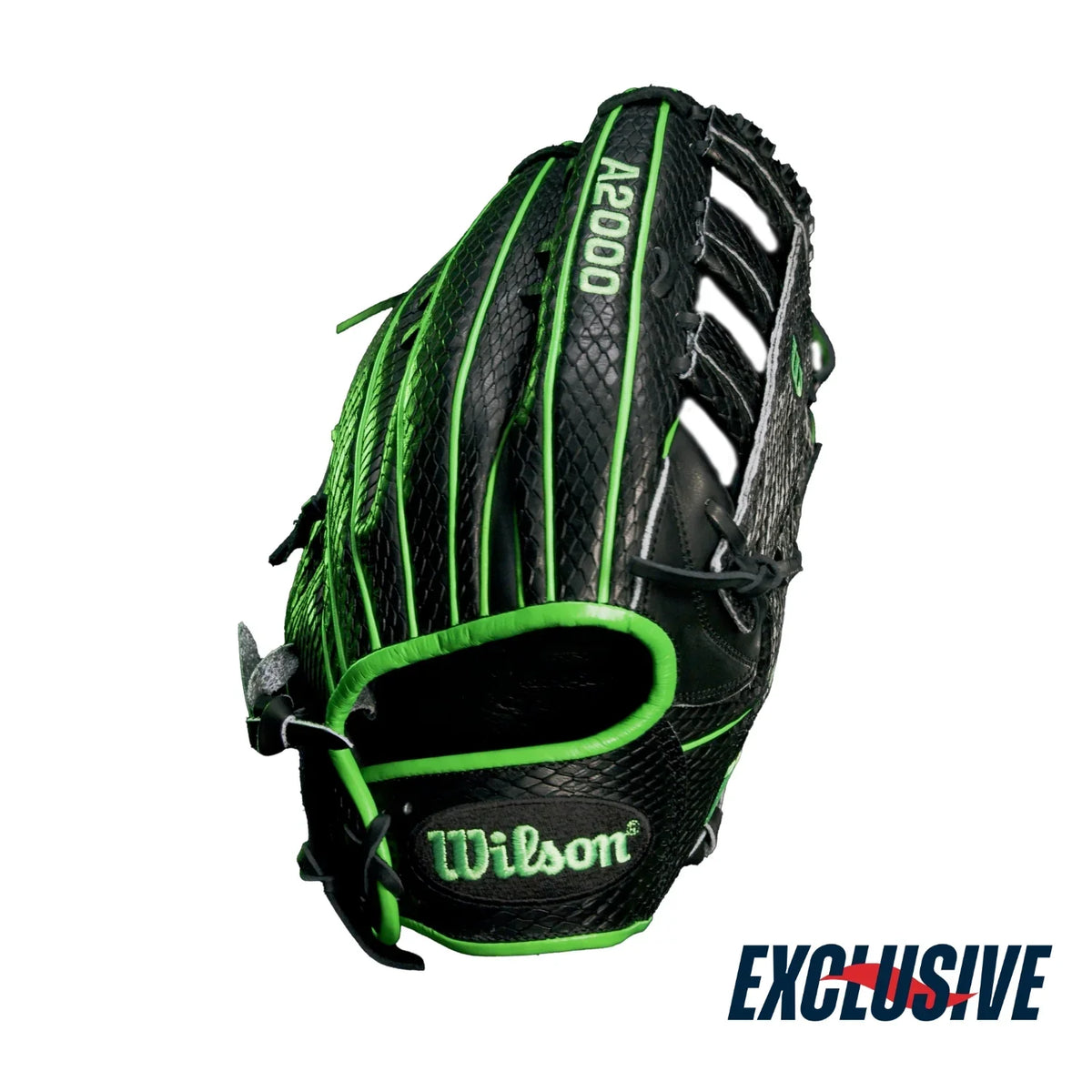 Wilson A2000 13" Slowpitch Softball Glove (2025)
